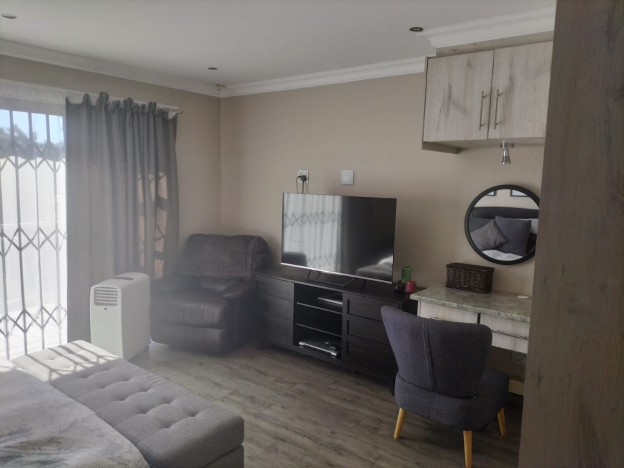 To Let 3 Bedroom Property for Rent in Bayswater Free State